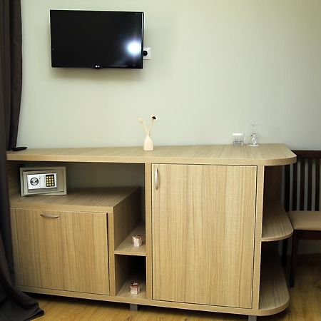Iveria Hotel Khashuri Dış mekan fotoğraf